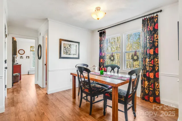 $657,900 | 616 Erkwood Drive, Hendersonville, NC 28739