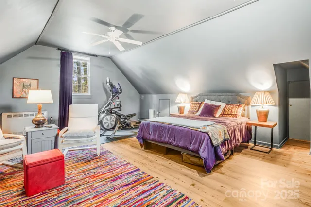 $657,900 | 616 Erkwood Drive, Hendersonville, NC 28739