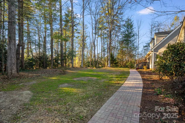 $657,900 | 616 Erkwood Drive, Hendersonville, NC 28739
