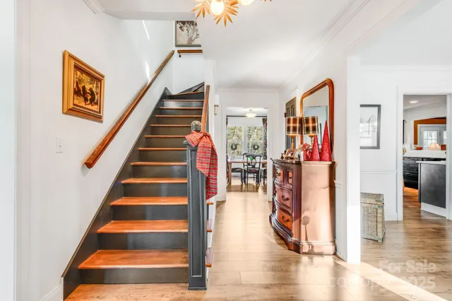 $657,900 | 616 Erkwood Drive, Hendersonville, NC 28739