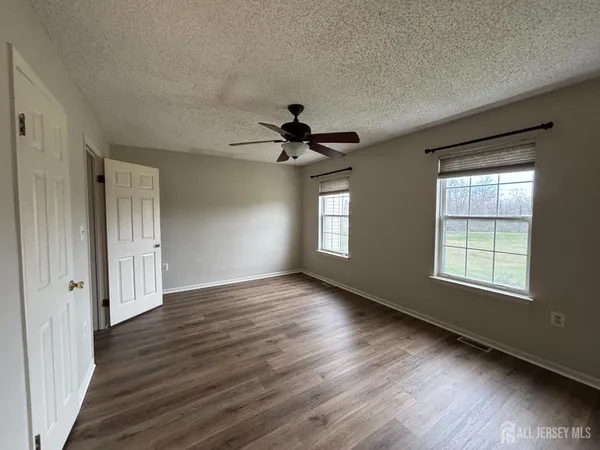 $2,700 | 62 Colleen Court, Kendall Park, NJ 08824