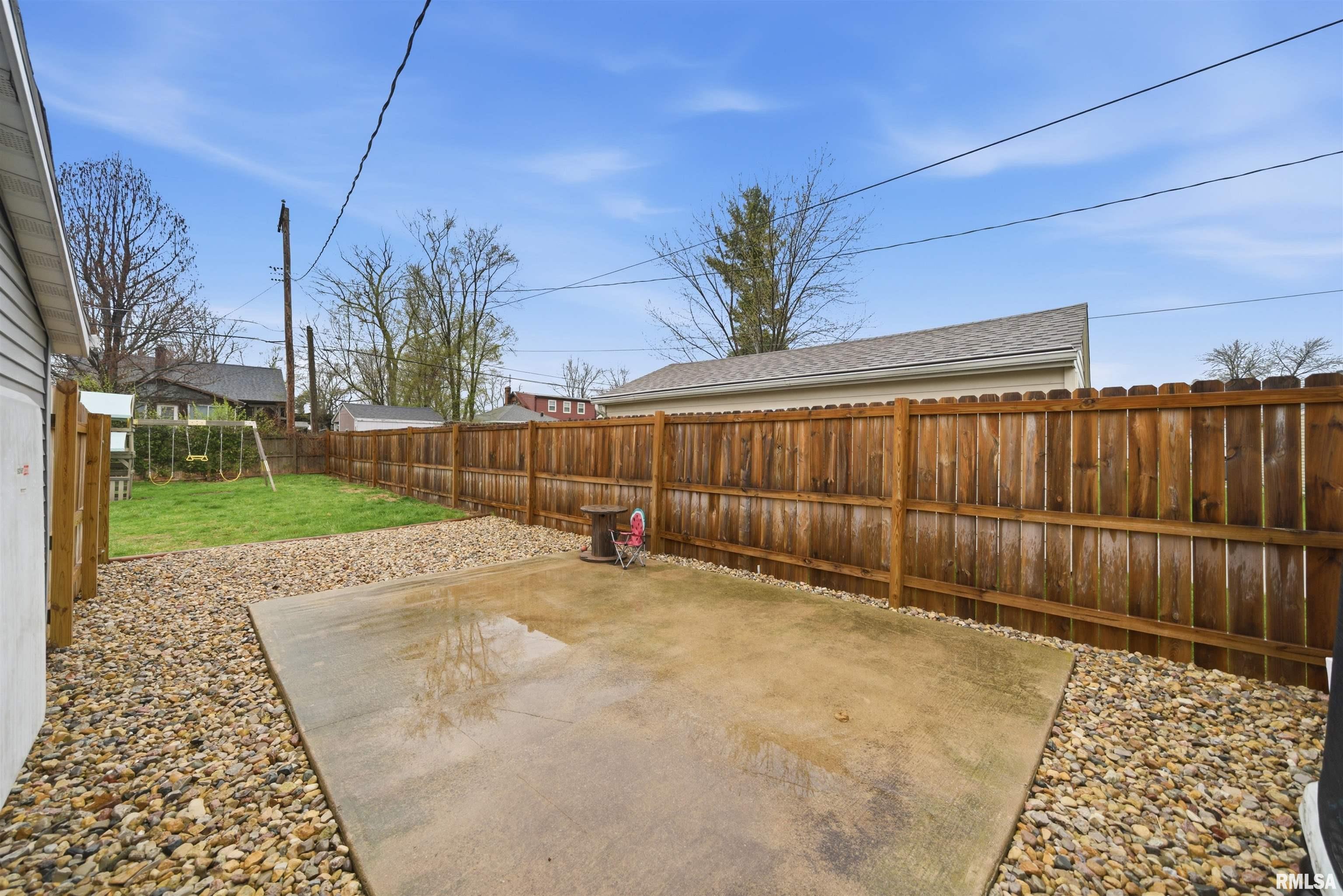 121 Bess Street Washington, IL 61571 - Photo 27 of 31