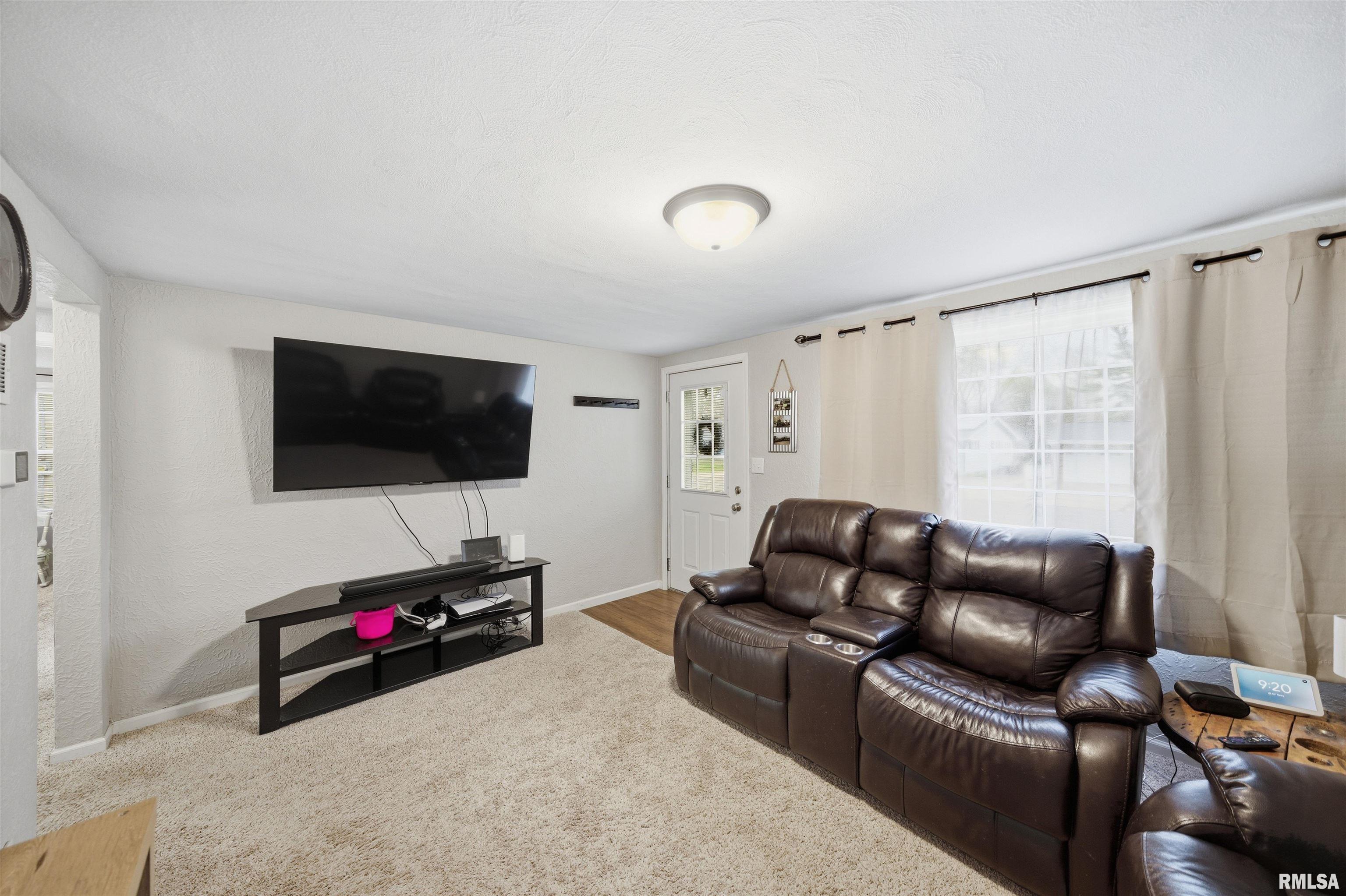 121 Bess Street Washington, IL 61571 - Photo 6 of 31