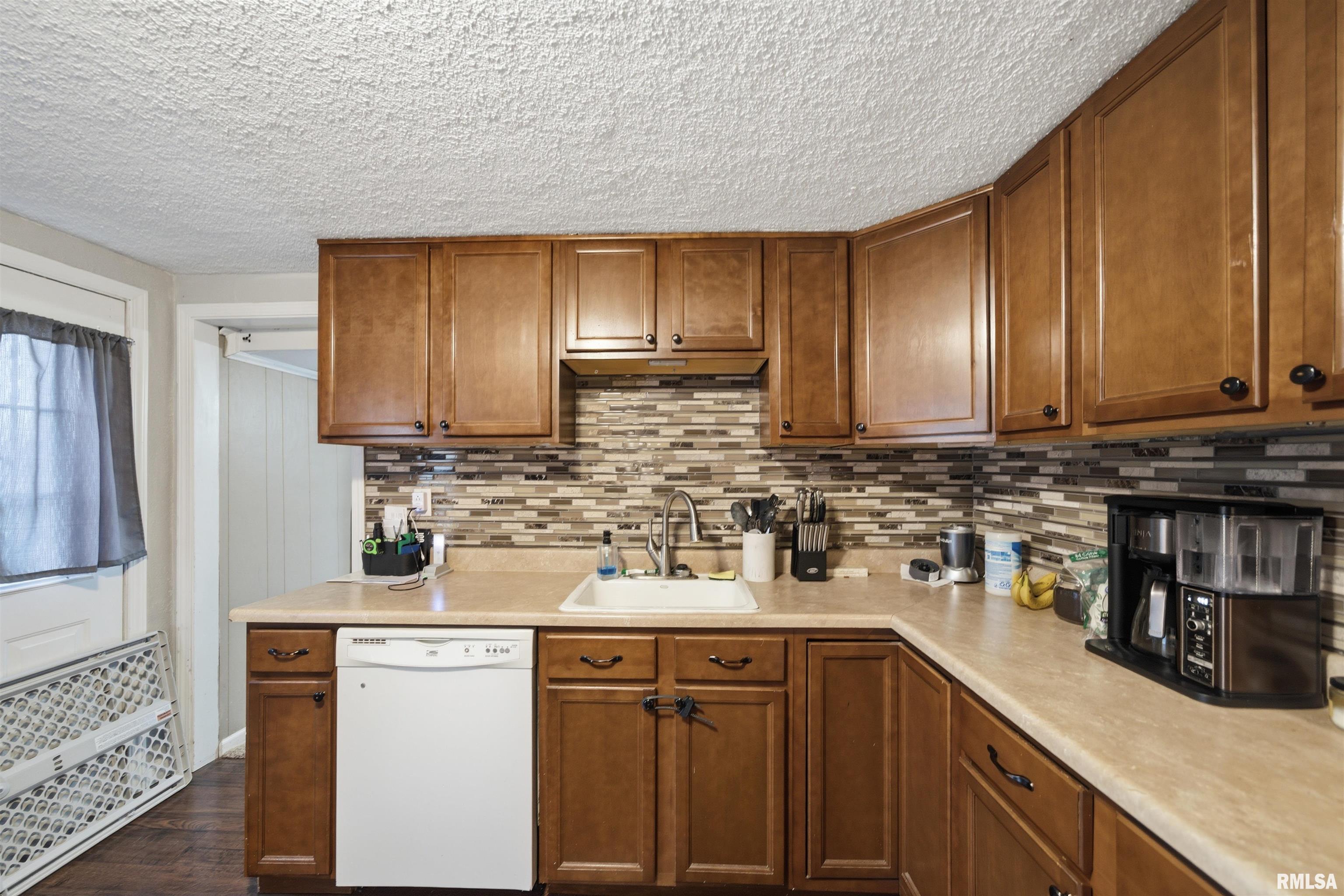 121 Bess Street Washington, IL 61571 - Photo 8 of 31