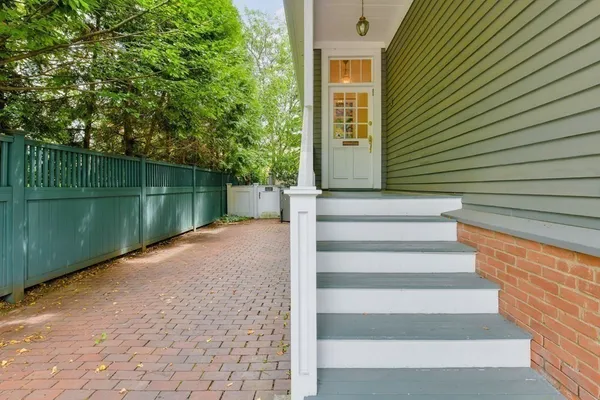 $15,000 | 14 Ash Street, Unit 14, Cambridge, MA 02138