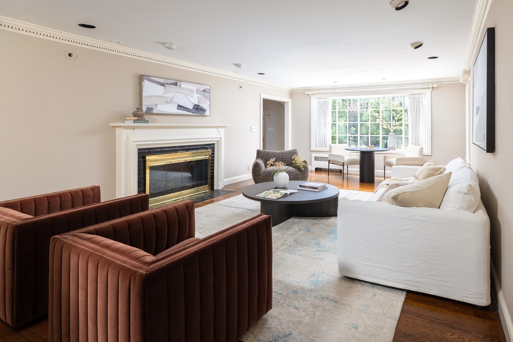 67 Annawan Road Newton, MA 02468 - Photo 4 of 19