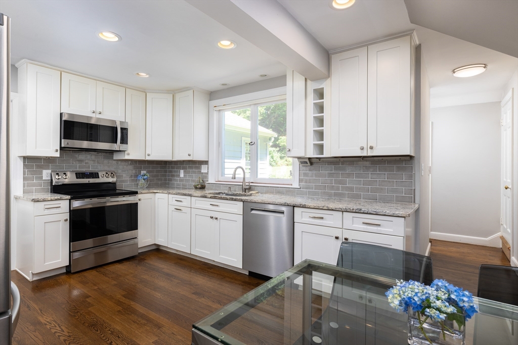 67 Annawan Road Newton, MA 02468 - Photo 8 of 19