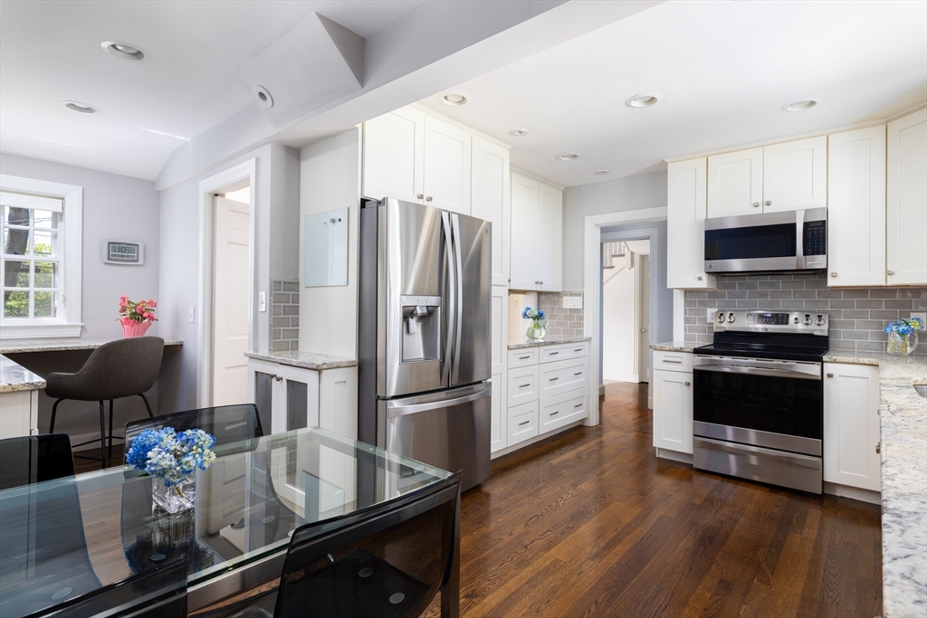 67 Annawan Road Newton, MA 02468 - Photo 9 of 19