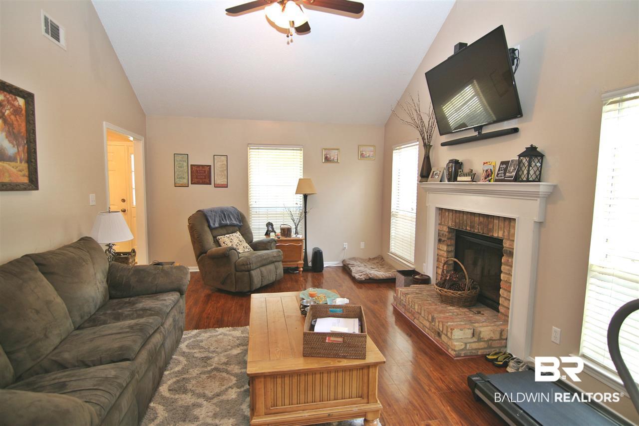 136 Montclair Loop Daphne, AL 36526 - Photo 5 of 20