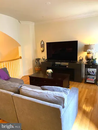 $4,800 | 1824 Fonthill Court, Unit 21, McLean, VA 22102