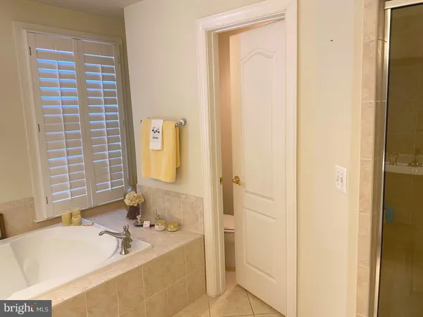 $4,800 | 1824 Fonthill Court, Unit 21, McLean, VA 22102