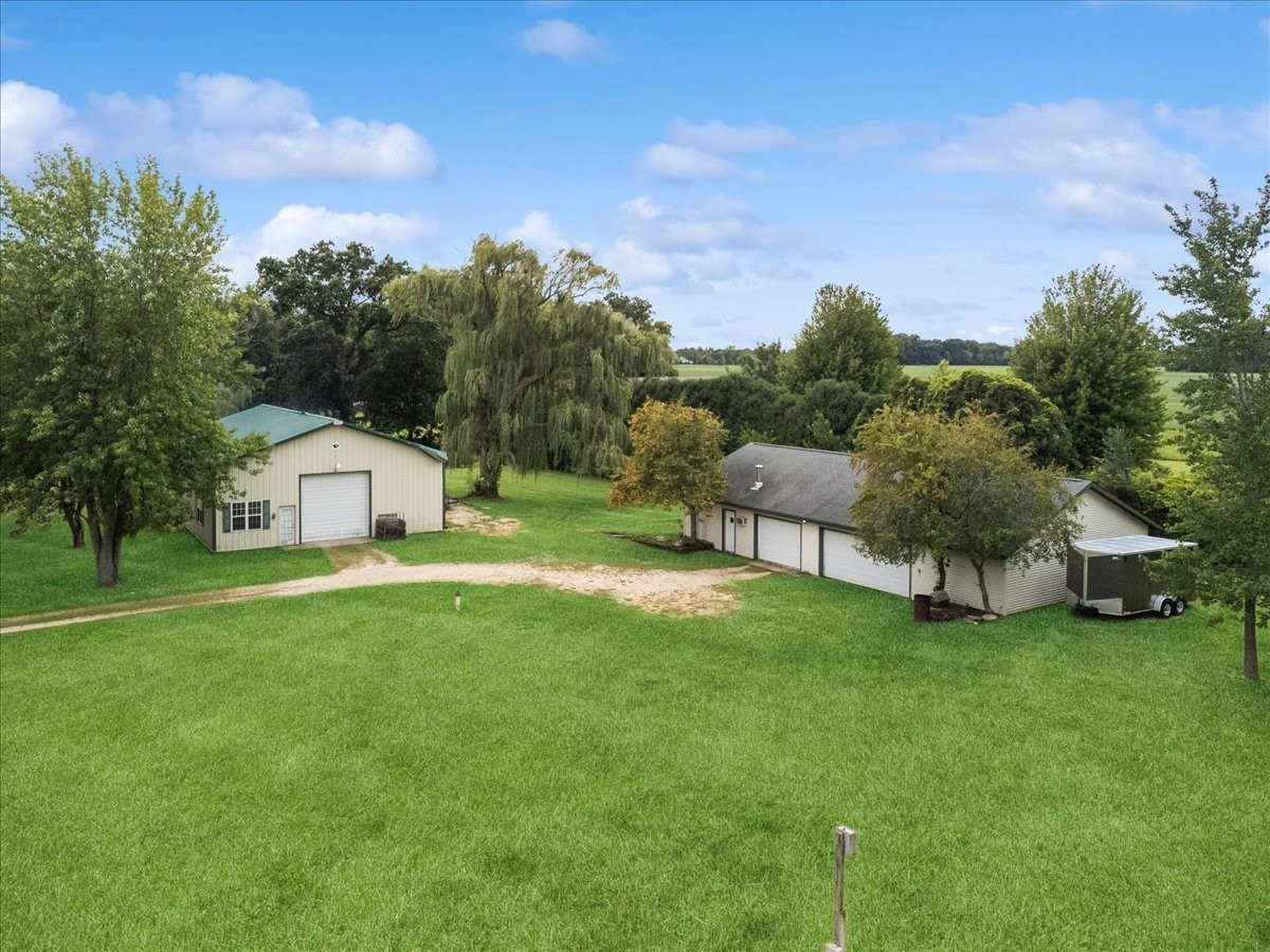 12266 North Grove Road Sycamore, IL 60178 - Photo 27 of 32