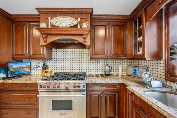 $1,688,000 | 164 Bay 10th Street | Bath Beach