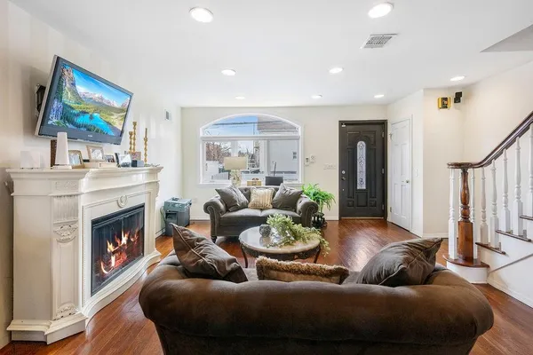 $1,688,000 | 164 Bay 10th Street | Bath Beach