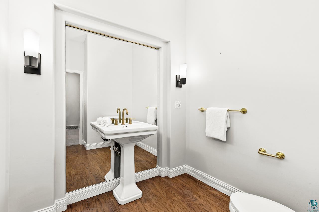 2906 West 15th Street Duluth, MN 55811 - Photo 73 of 98