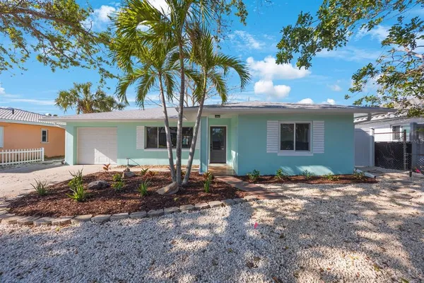 $740,000 | 280 41st Avenue, St. Pete Beach, FL 33706