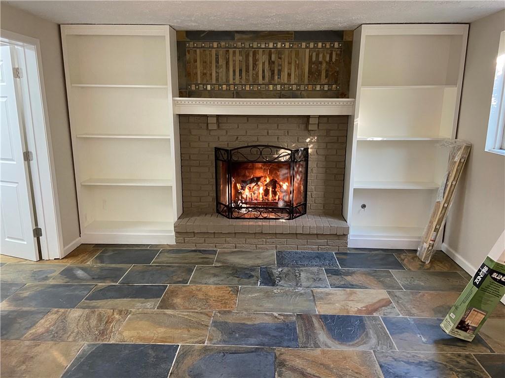 8730 Cheltenham Road Indianapolis, IN 46256 - Photo 15 of 44 Gallery Image 15