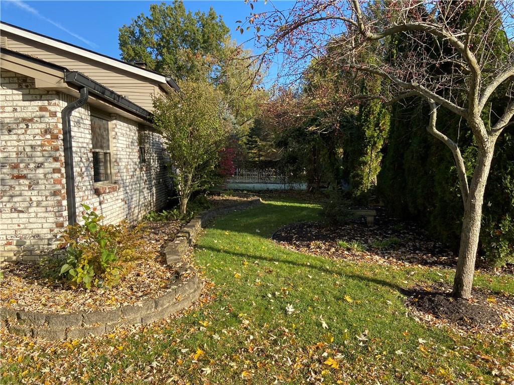 8730 Cheltenham Road Indianapolis, IN 46256 - Photo 38 of 44 Gallery Image 38