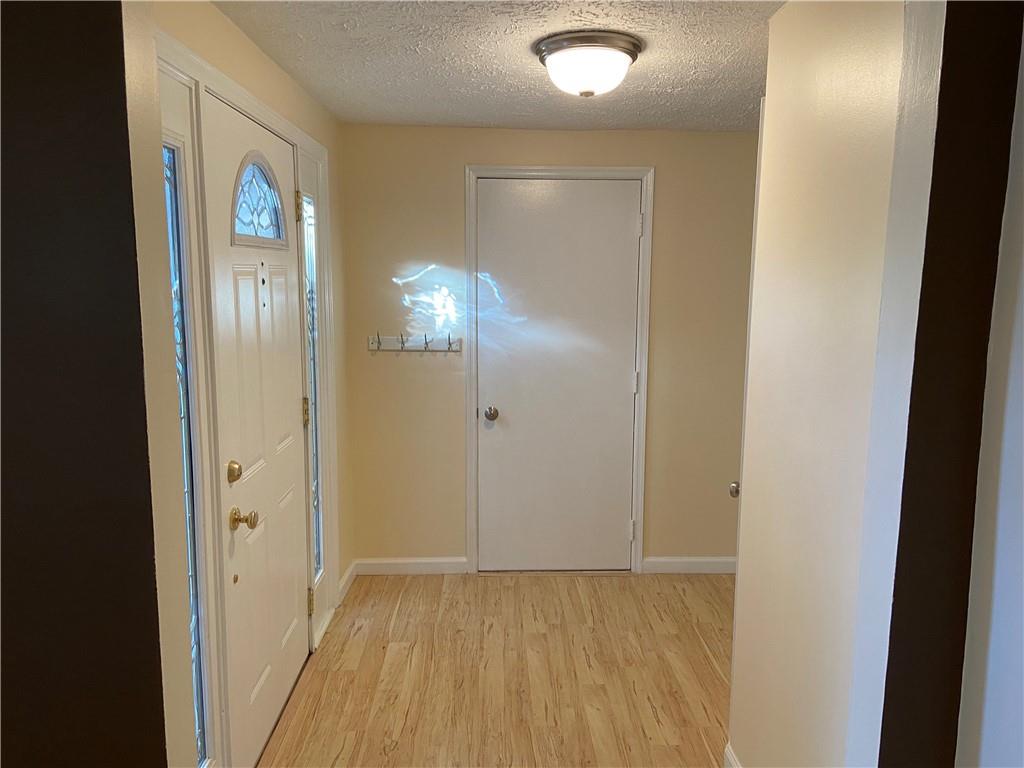 8730 Cheltenham Road Indianapolis, IN 46256 - Photo 8 of 44 Gallery Image 8