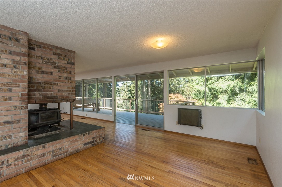 12433 Southwest Cemetery Road Vashon, WA 98070 - Photo 4 of 25