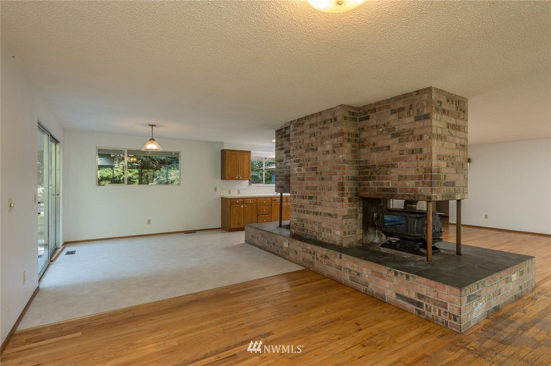 12433 Southwest Cemetery Road Vashon, WA 98070 - Photo 5 of 25
