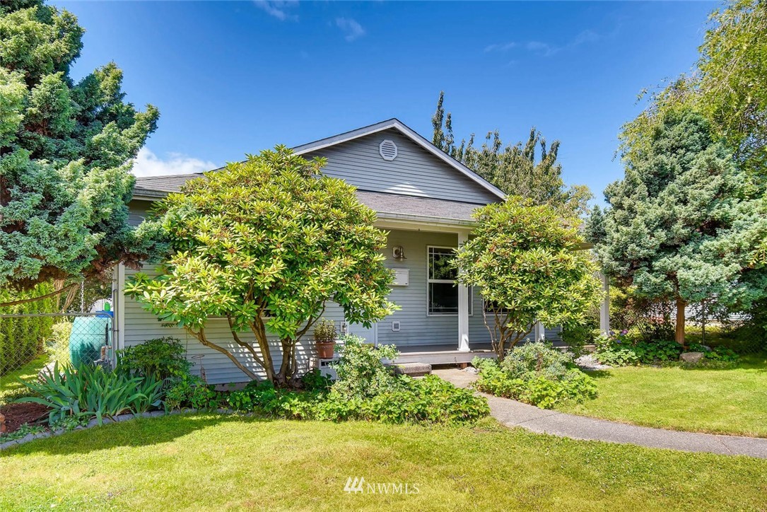 2406 State Street Everett, WA 98201 - Photo 1 of 25