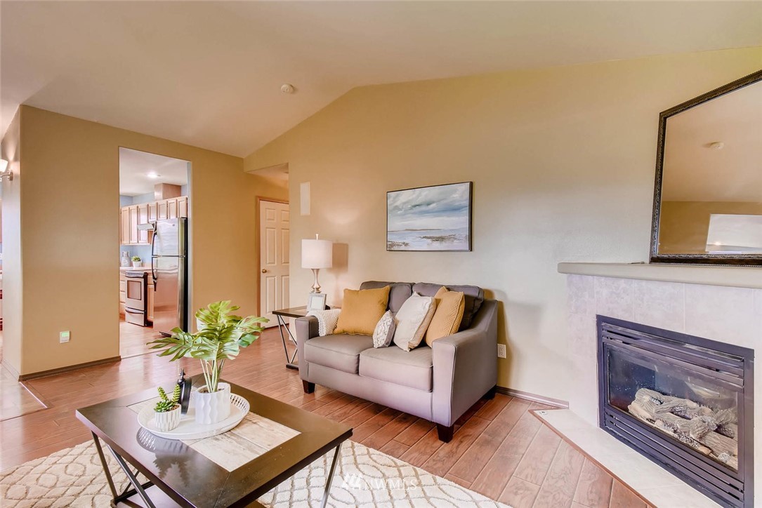 2406 State Street Everett, WA 98201 - Photo 6 of 25