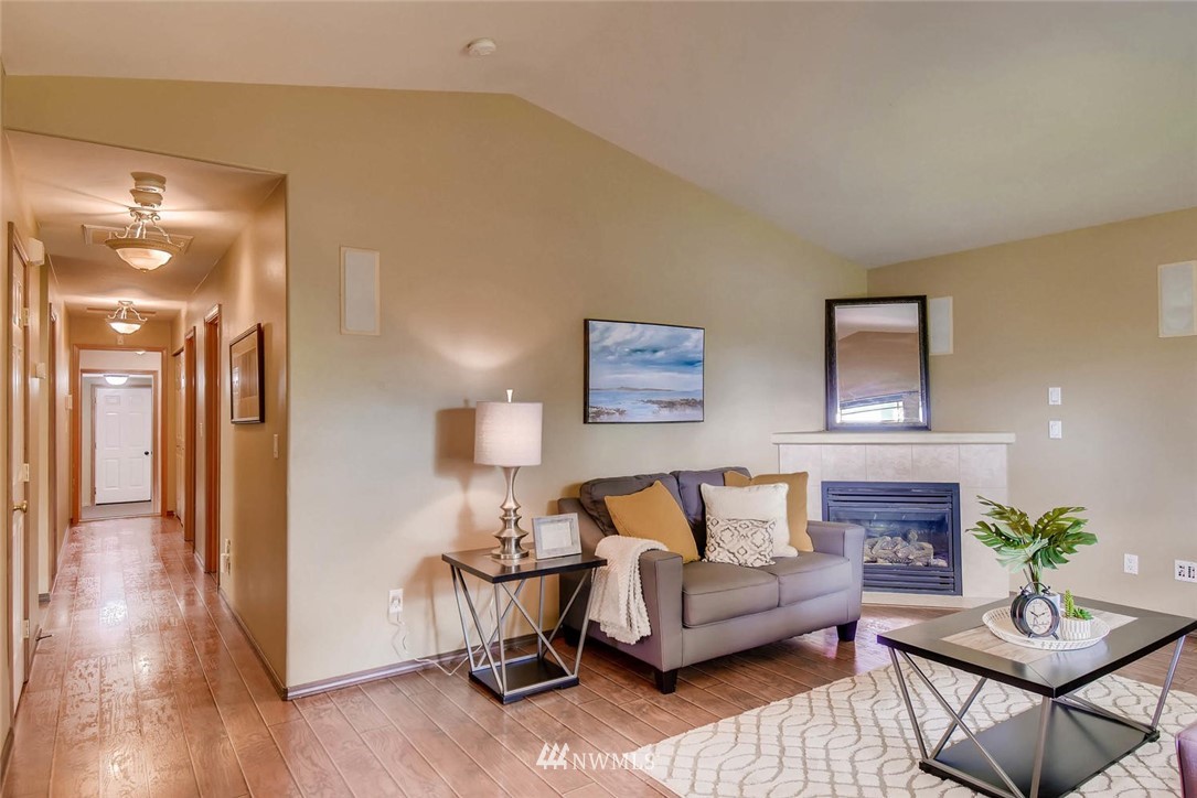 2406 State Street Everett, WA 98201 - Photo 7 of 25