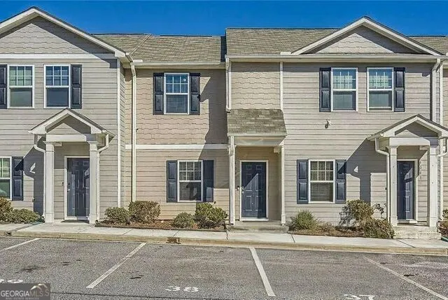 $2,300 | 4043 Avalon Road Southwest, Atlanta, GA 30331