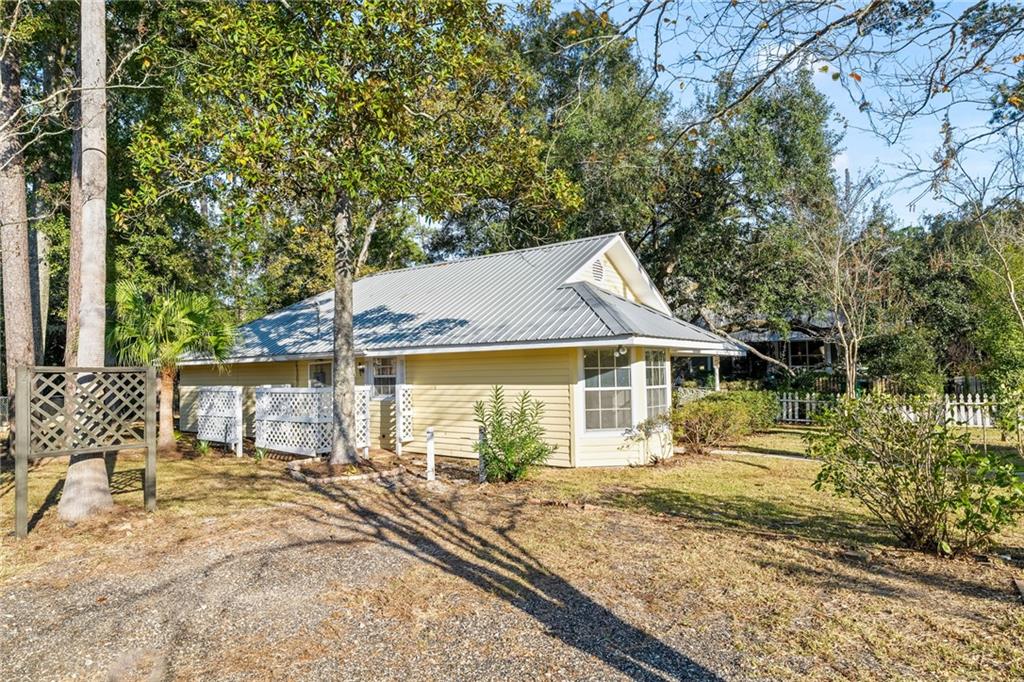 1861 Caroline Street Mandeville, LA 70448 - Photo 18 of 20