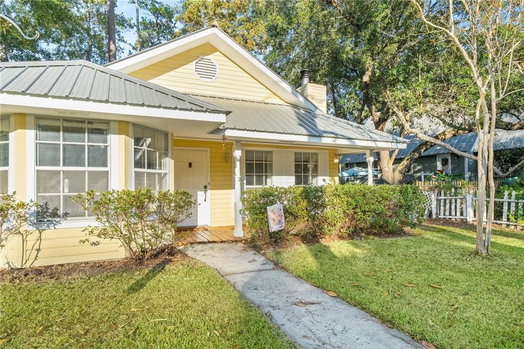 1861 Caroline Street Mandeville, LA 70448 - Photo 2 of 20