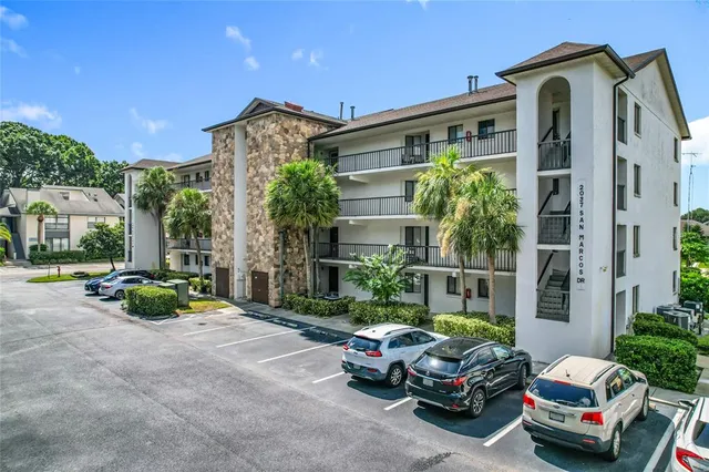 $125,000 | 2037 San Marcos Drive Southeast, Unit 335, Winter Haven, FL 33880