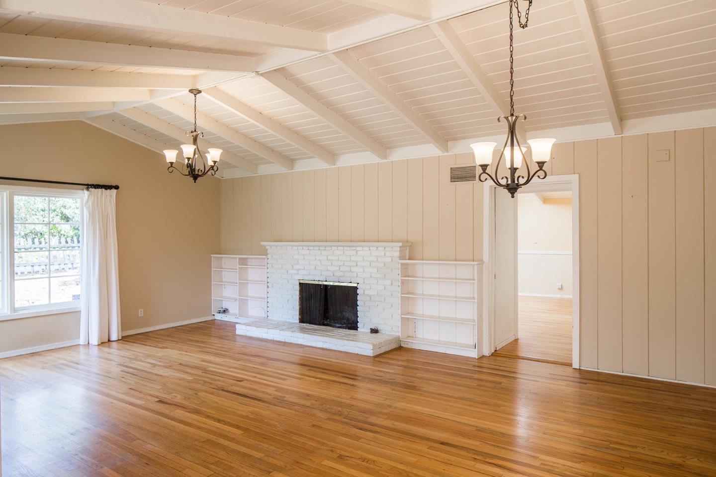 25057 Hatton Road Carmel, CA 93923 - Photo 7 of 16 Gallery Image 7