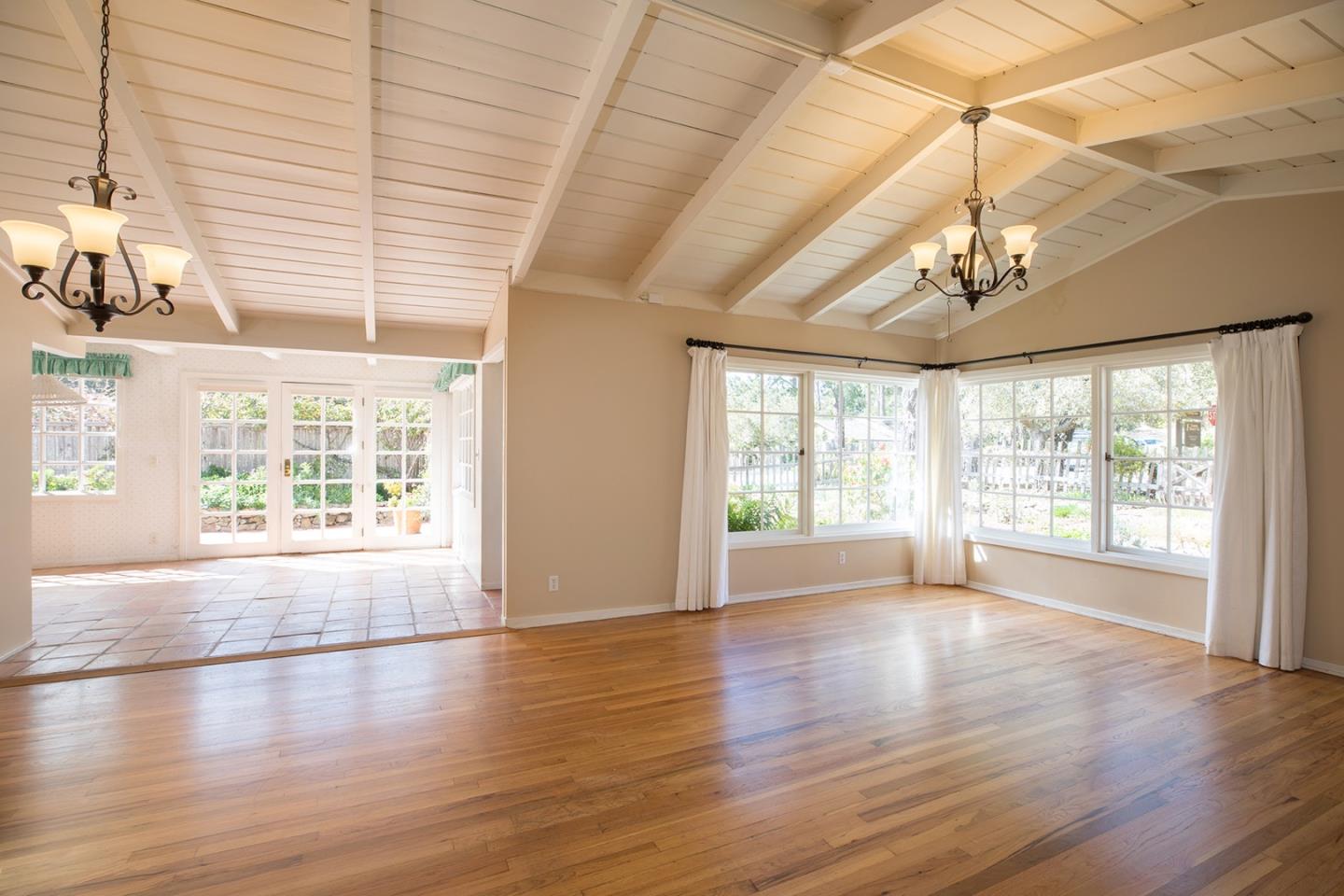 25057 Hatton Road Carmel, CA 93923 - Photo 9 of 16 Gallery Image 9