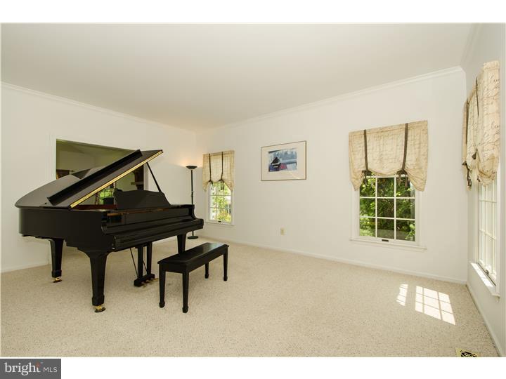 1416 Heather Ridge Drive Newtown, PA 18940 - Photo 14 of 25 Gallery Image 14