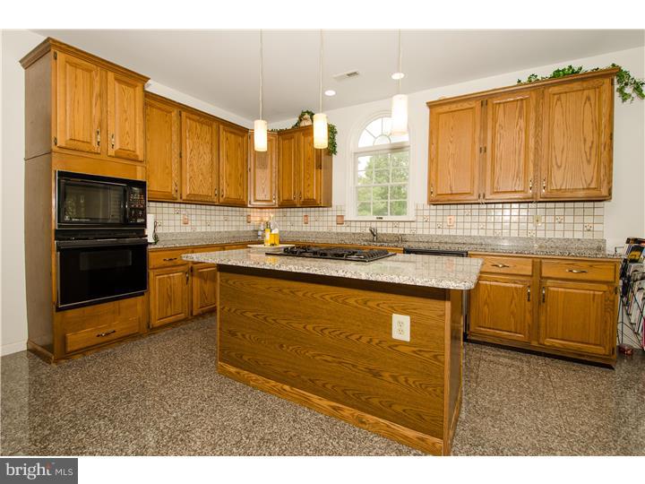 1416 Heather Ridge Drive Newtown, PA 18940 - Photo 7 of 25 Gallery Image 7