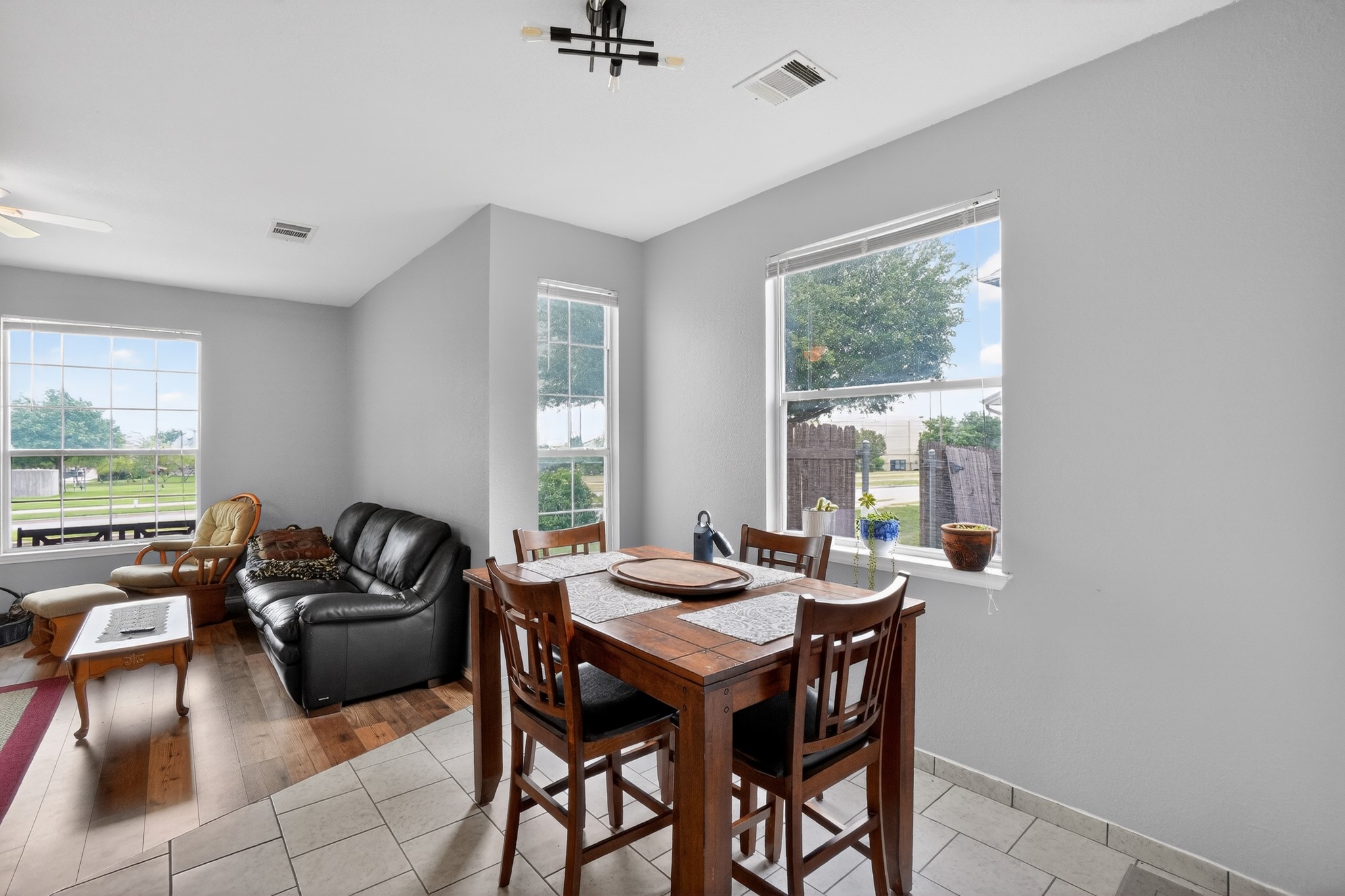 13808 Harris Ridge Boulevard Pflugerville, TX 78660 - Photo 17 of 40 a living room with furniture and a large window