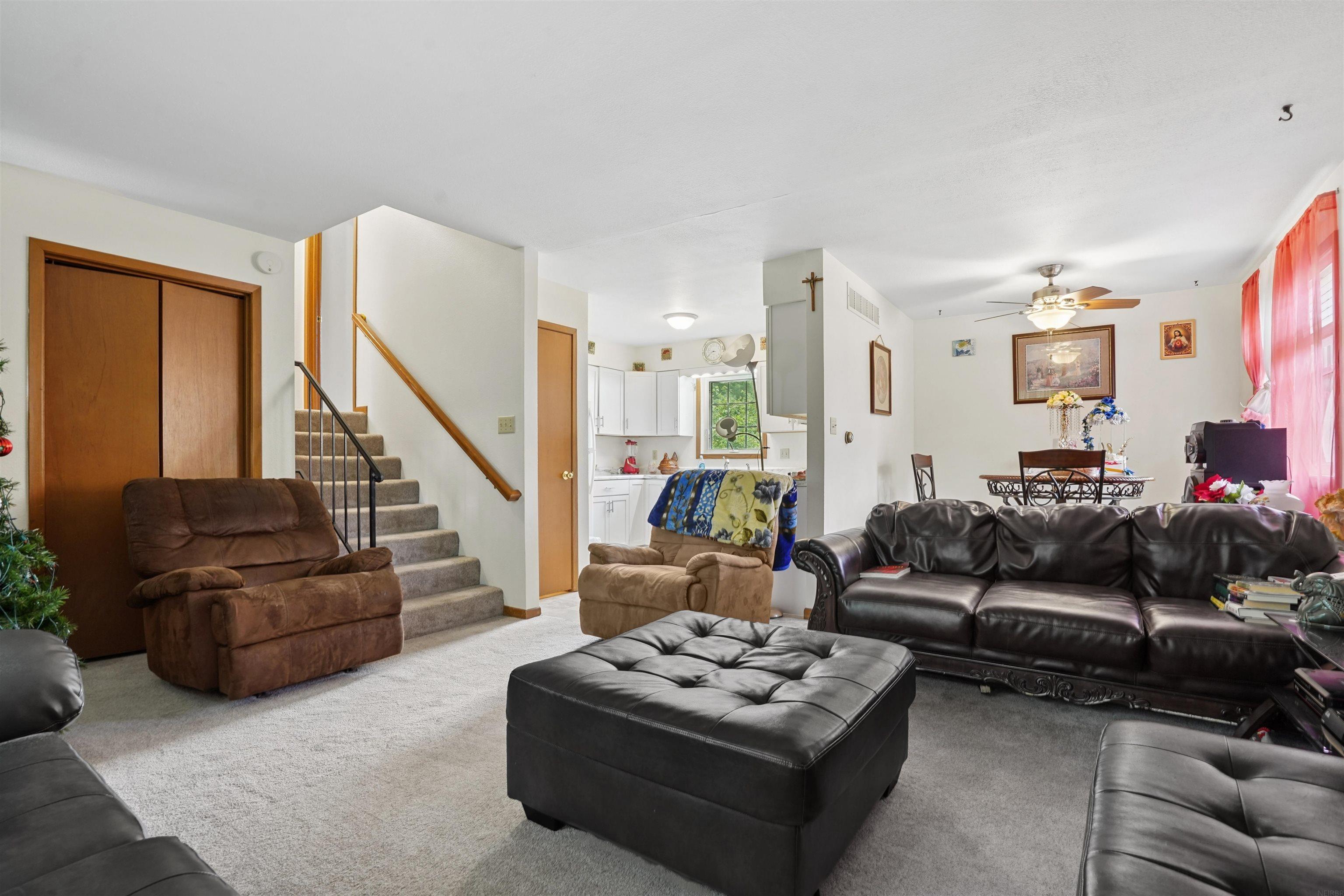 203-205 North Hackett Road Waterloo, IA 50701 - Photo 6 of 37 Gallery Image 6
