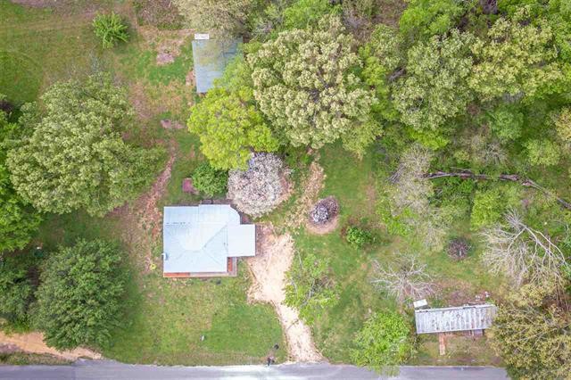 8092 Mt Carmel Road Decaturville, TN 38329 - Photo 3 of 24