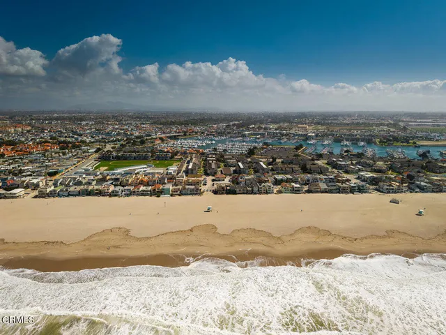 $522,000 | 3107 Harbor Boulevard, Oxnard, CA 93035