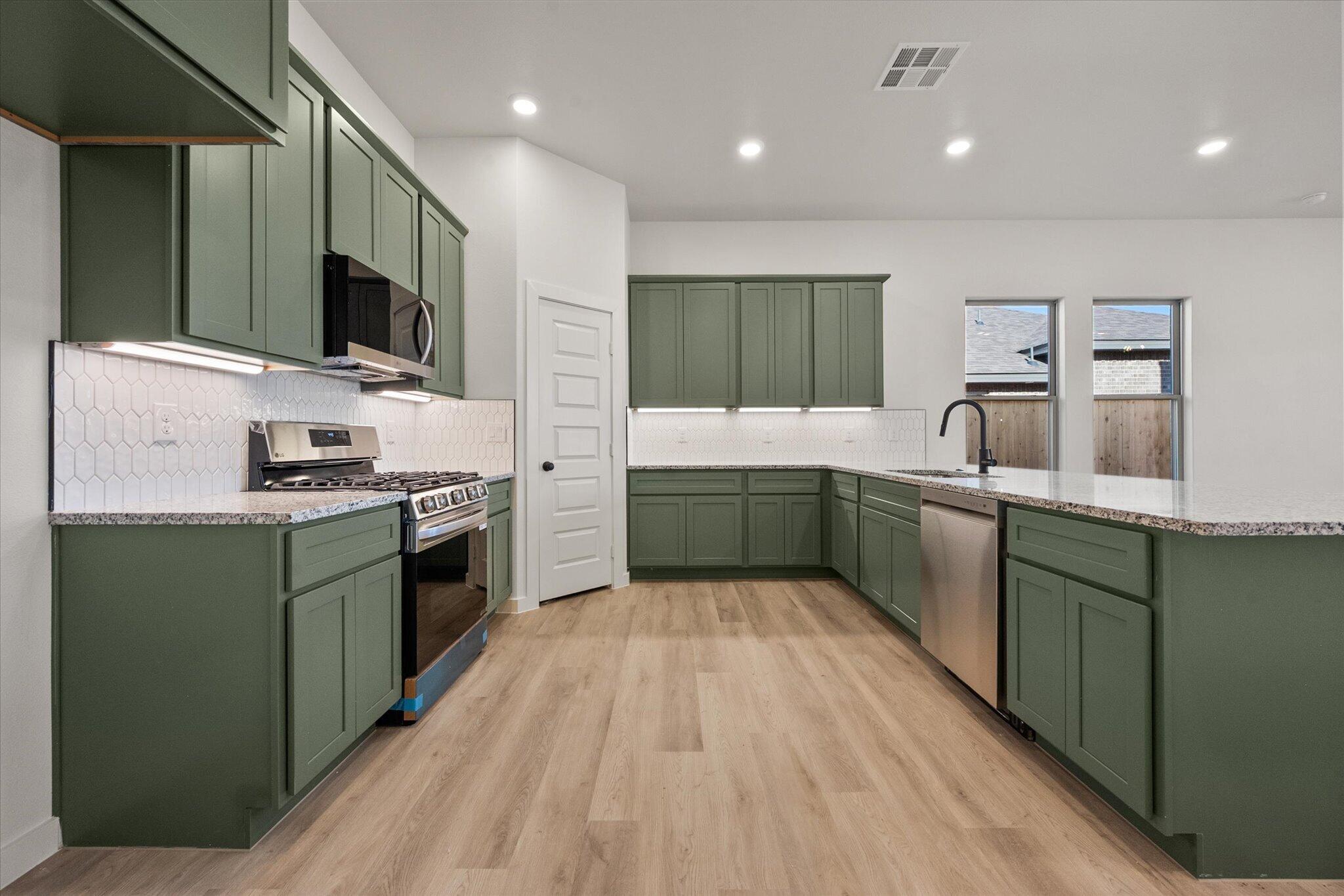 6923 53rd Street Lubbock, TX 79407 - Photo 13 of 26 13-6923 53rd_6260