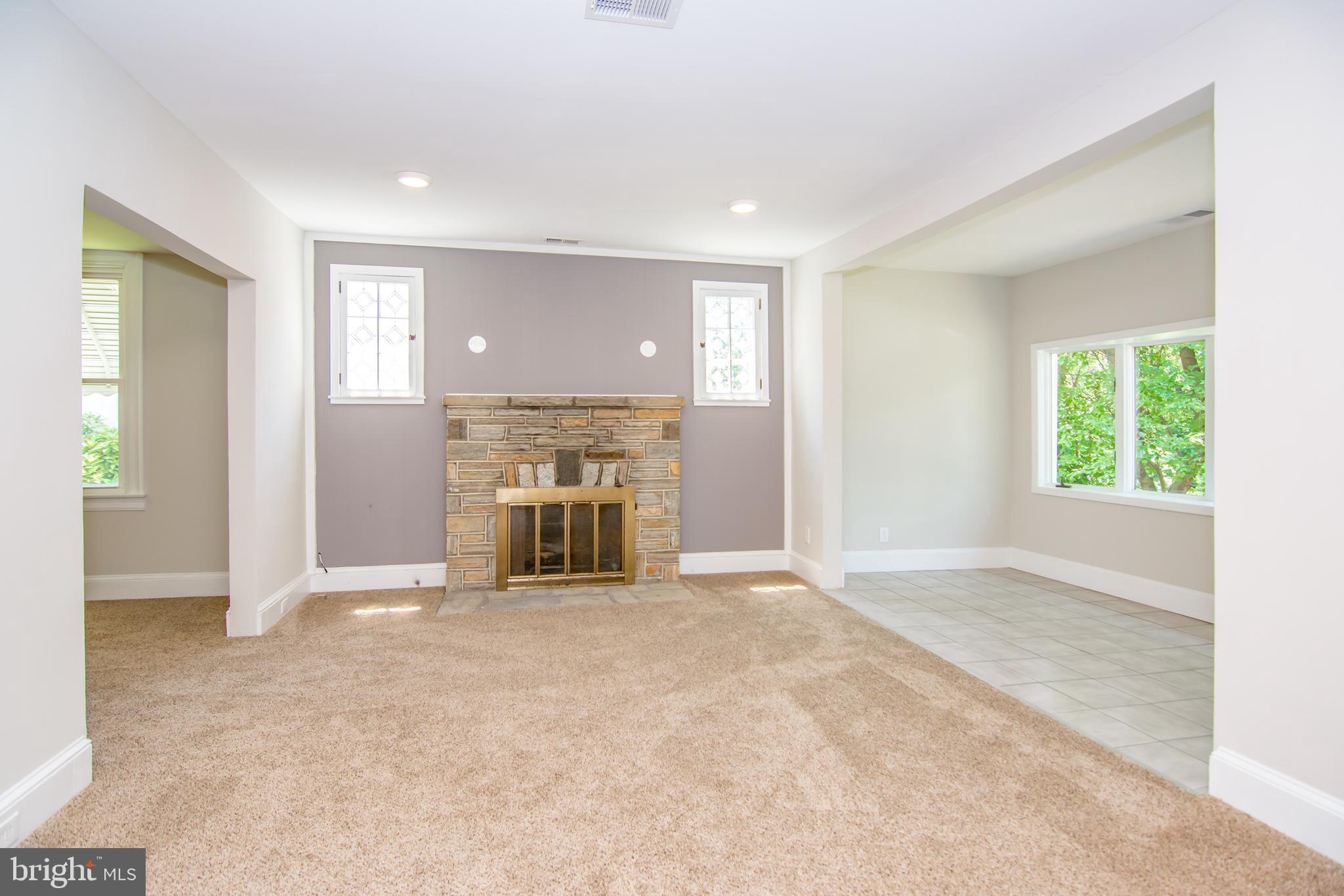 105 Kinship Road Dundalk, MD 21222 - Photo 3 of 30 Gallery Image 3