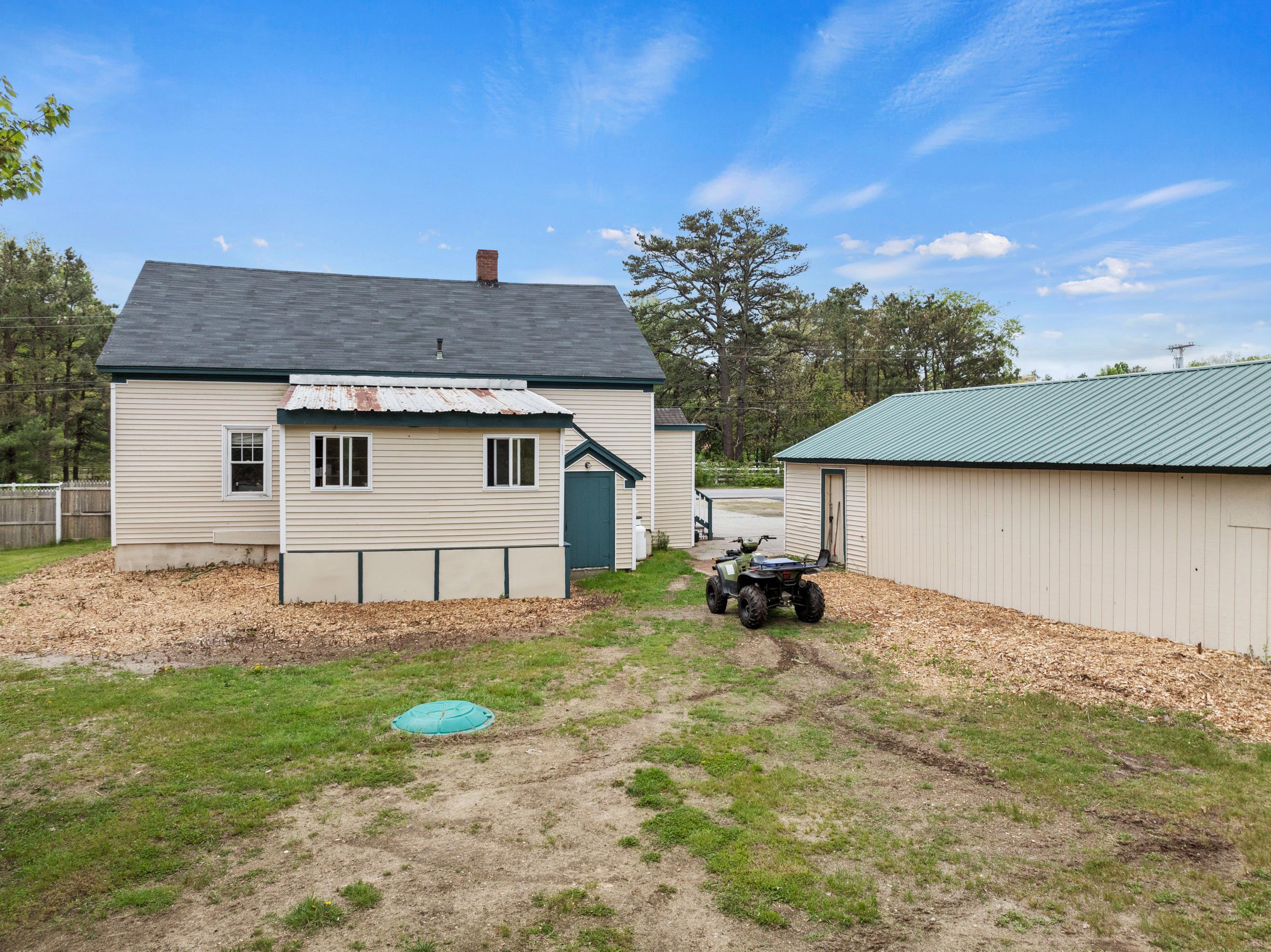 1090 New County Road Dayton, ME 04005 - Photo 4 of 20 4