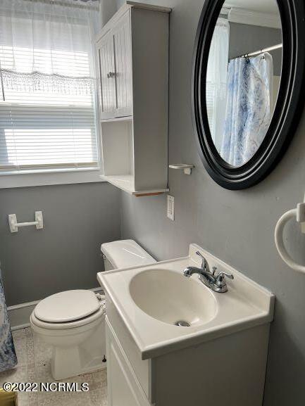 1051 Wellstown Road Teachey, NC 28464 - Photo 12 of 15 hall bath