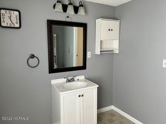 1051 Wellstown Road Teachey, NC 28464 - Photo 10 of 15 master