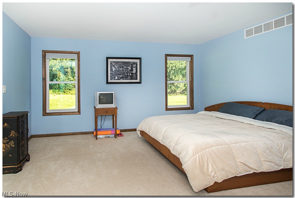 9525 Fairmount Road Novelty, OH 44072 - Photo 10 of 25 Gallery Image 10