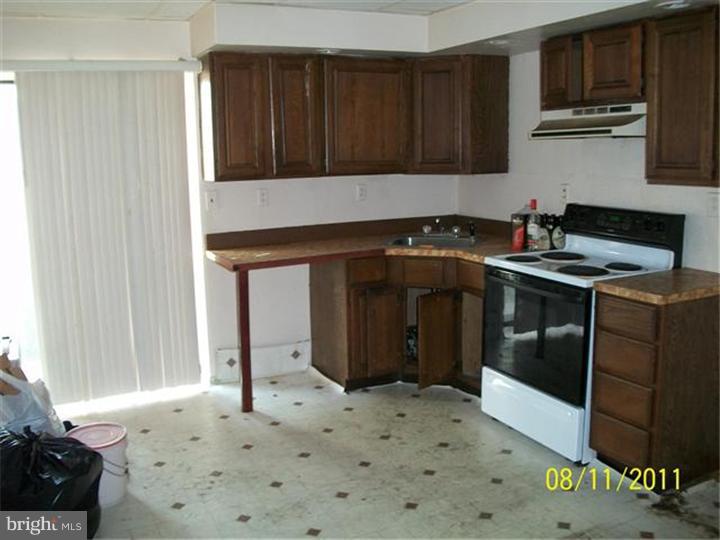 6135 Reedland Street Philadelphia, PA 19142 - Photo 4 of 4 Gallery Image 4