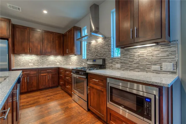 $9,700 | 3110 Grandview Street, Austin, TX 78705