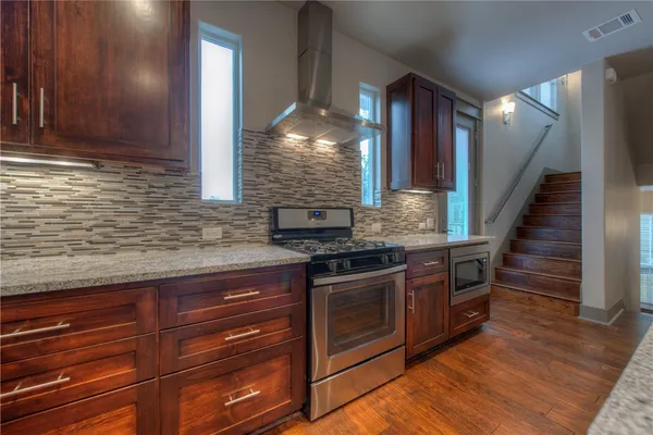 $9,700 | 3110 Grandview Street, Austin, TX 78705