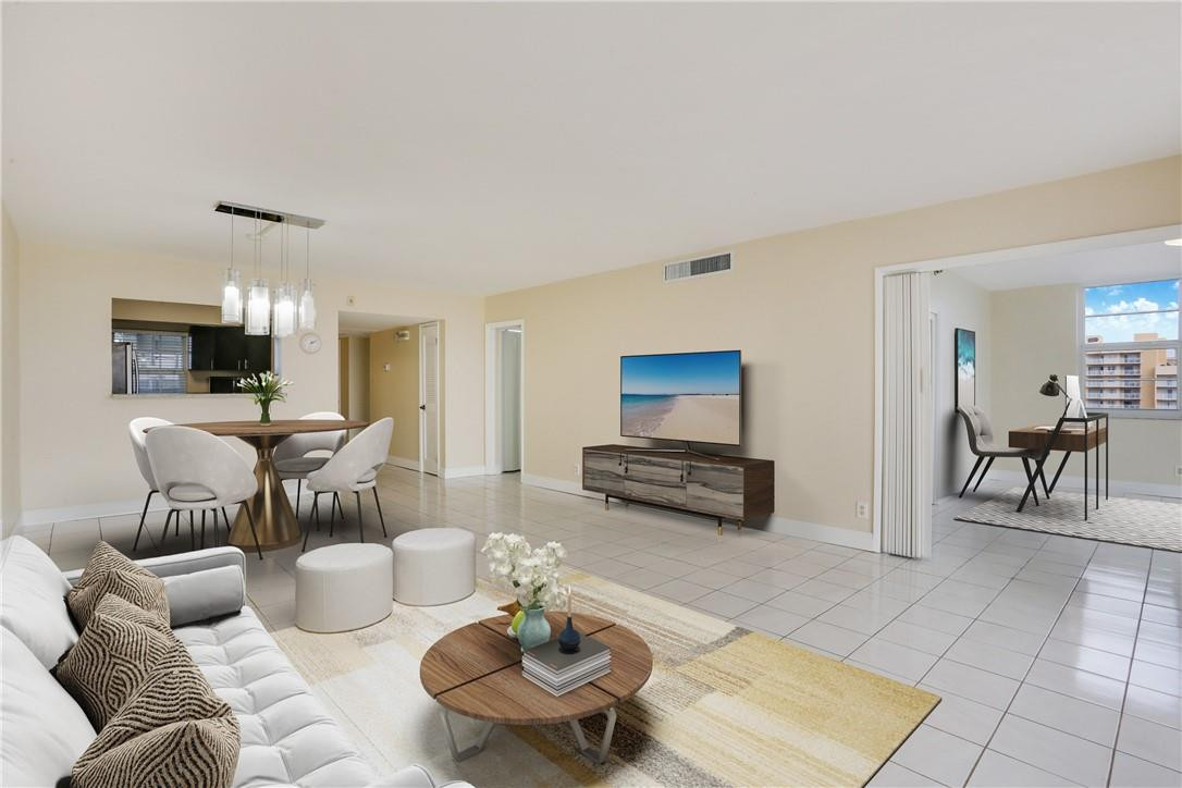 2900 North Course Drive, Unit 810 Pompano Beach, FL 33069 - Photo 4 of 21 Photo 4